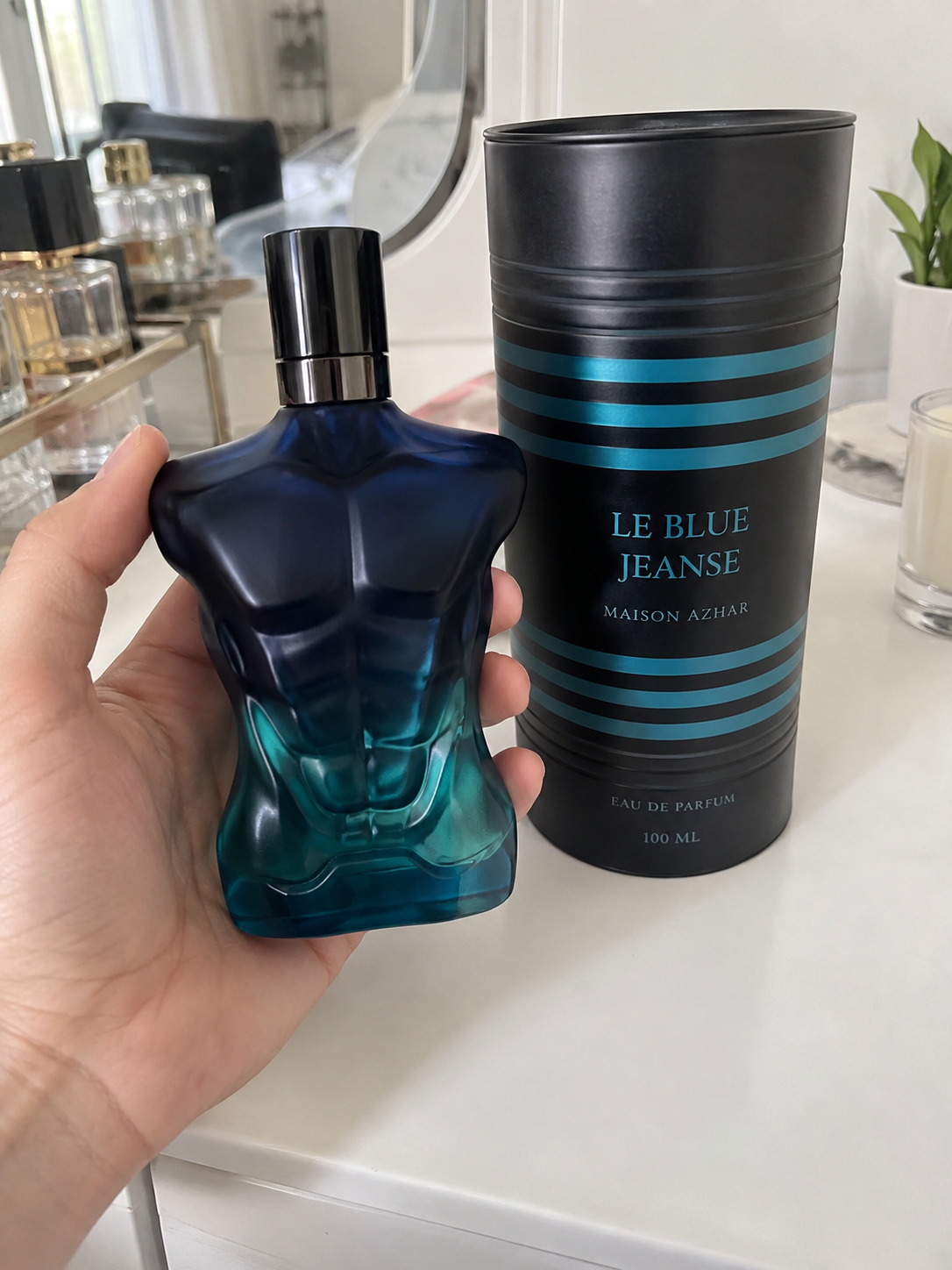 Perfume Le Blue Jeanse Maison Azhar - UGC